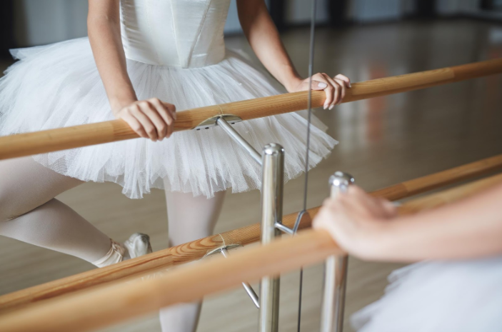 Ballet Class do's and don't's cover